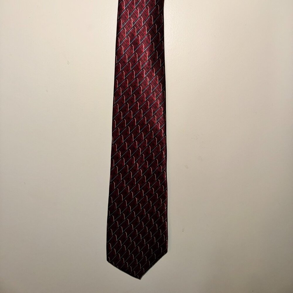 Cambridge classic 100% silk tie